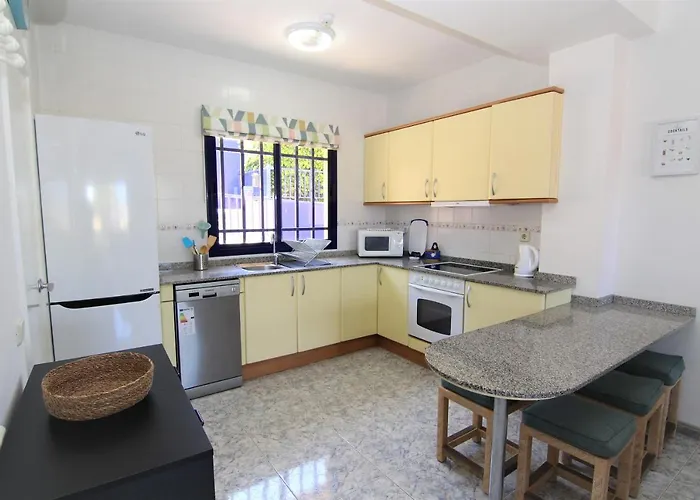 Bahia 67 - 3 Beds -
